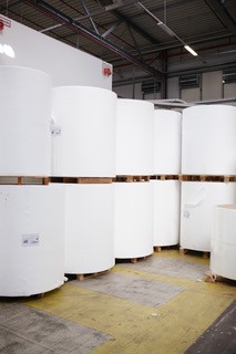 Papierrollen Lager.jpg